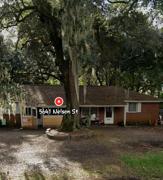 5641 Nelson St in North Charleston, SC - Building Photo - Building Photo