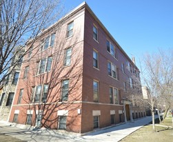 3810 N. Greenview Apartments