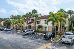 815 W Boynton Beach Blvd Apartments