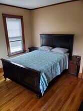 14 Francis St in Old Orchard Beach, ME - Foto de edificio - Building Photo