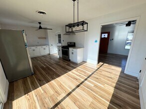 803 Hill St in Copperas Cove, TX - Building Photo - Building Photo