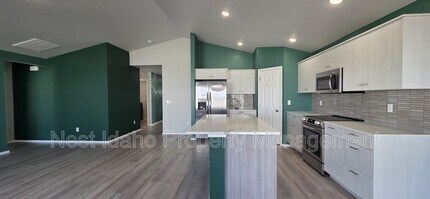 2949 N Rocky Btm Wy in Kuna, ID - Building Photo - Building Photo