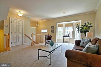 20920 Stanmoor Terrace in Sterling, VA - Building Photo - Building Photo