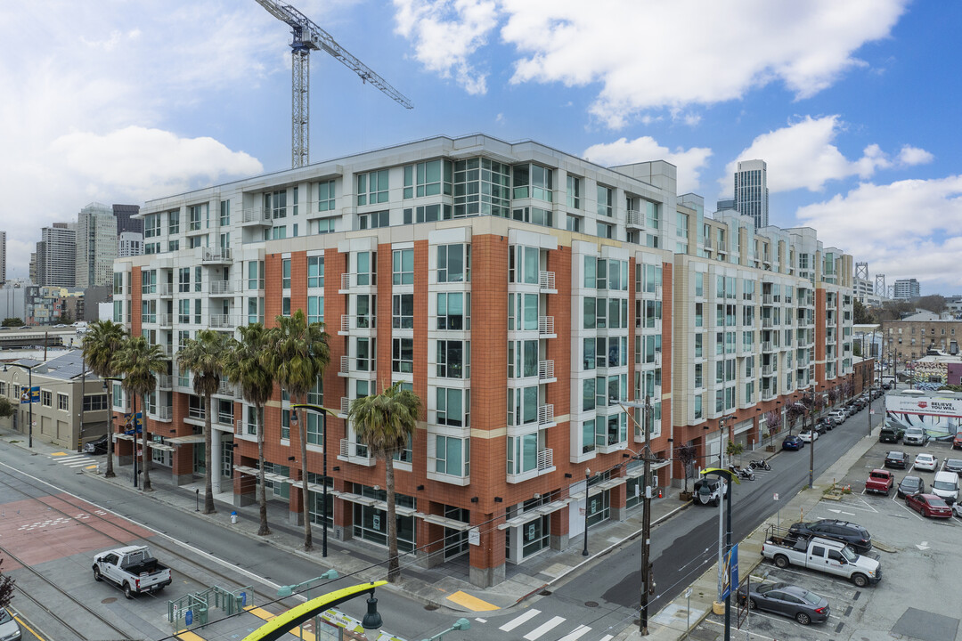 The Palms in San Francisco, CA - Building Photo