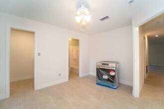 22 1/2 Fancher Court Unit in St. Augustine, FL - Building Photo - Building Photo