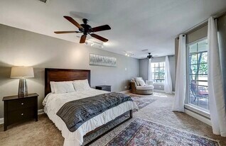 8 N Timber Top Dr in The Woodlands, TX - Building Photo