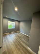 881 Skyline Dr in Daly City, CA - Foto de edificio - Building Photo