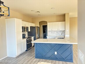 3399 E Meadowview Ct in Gilbert, AZ - Building Photo - Building Photo