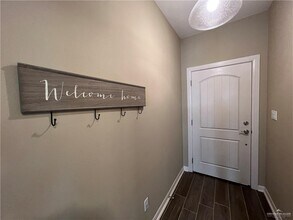 32 Paseo De La Tranquilidad in Mission, TX - Building Photo - Building Photo