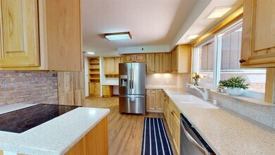 173 S Spring St in Midland, MI - Building Photo - Building Photo