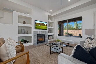 7152 E Night Glow Cir in Scottsdale, AZ - Building Photo - Building Photo