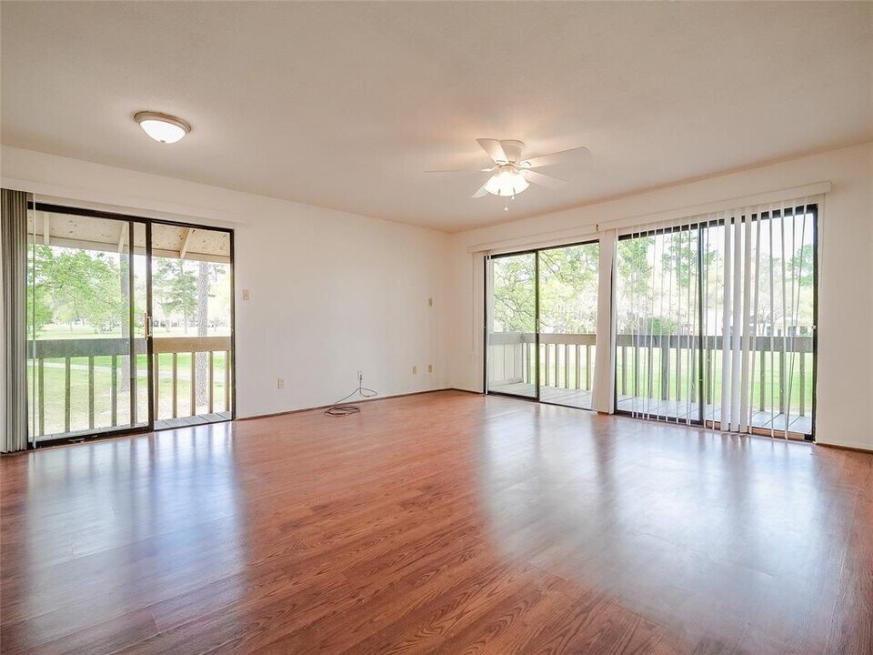 1500 S Diamondhead Blvd in Crosby, TX - Building Photo