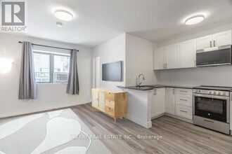 608 Church St in Toronto, ON - Building Photo - Building Photo