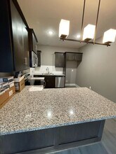 12111 W Cora St-Unit -12113 Cora in Wichita, KS - Foto de edificio - Building Photo