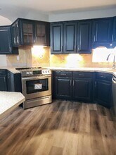 924 Stonebrook Dr in Paducah, KY - Building Photo - Building Photo