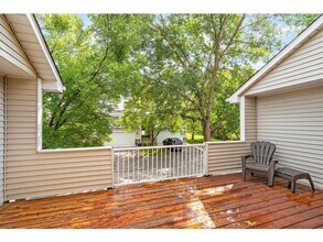 7721 Nicholas Way in Chanhassen, MN - Building Photo - Building Photo