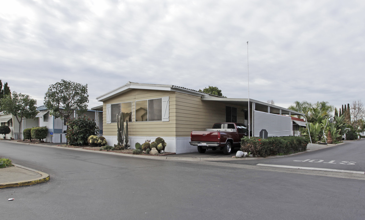 Mobile Park West in Escondido, CA - Building Photo