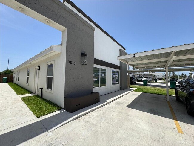 27 South Dr in Pharr, TX - Building Photo - Building Photo