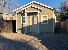 4727 Fleming Way in Olivehurst, CA - Building Photo