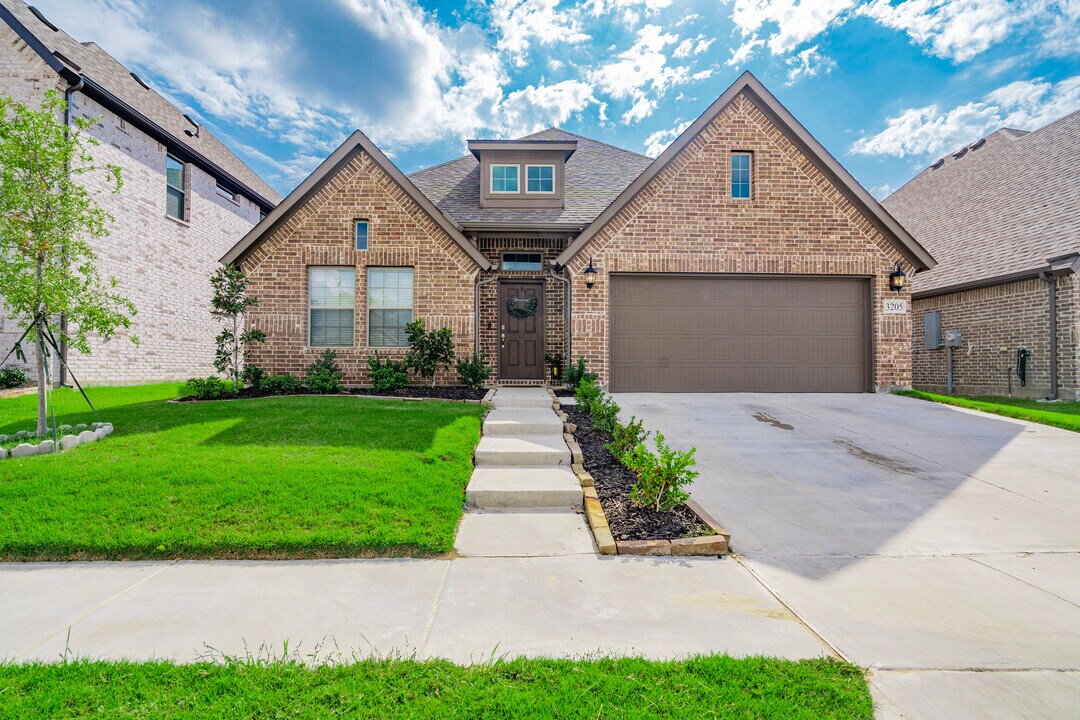 3205 Feller Ln in Royse City, TX - Building Photo