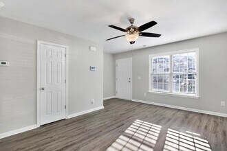 413 Caldwell Loop in Jacksonville, NC - Building Photo - Building Photo