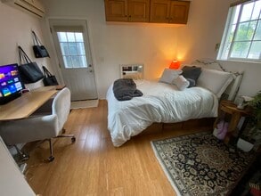 3284 Veteran Ave in Los Angeles, CA - Foto de edificio - Building Photo