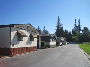 Morada Mobile Home Park in Stockton, CA - Building Photo - Building Photo