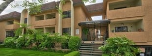 property at 212 W Garfield Ave