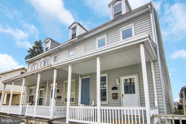 652 N 2nd St in Steelton, PA - Building Photo - Building Photo