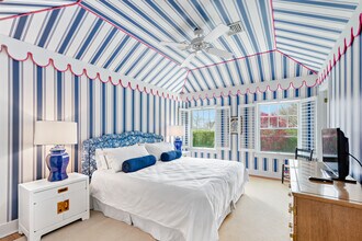 520 First Neck Lane in Southampton, NY - Building Photo - Building Photo
