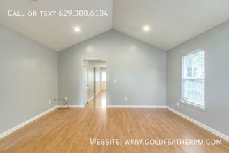 2116 14th Ave N in Nashville, TN - Building Photo - Building Photo