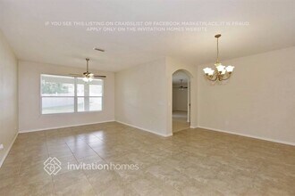 569 Azalea Bloom Dr in Apopka, FL - Foto de edificio - Building Photo