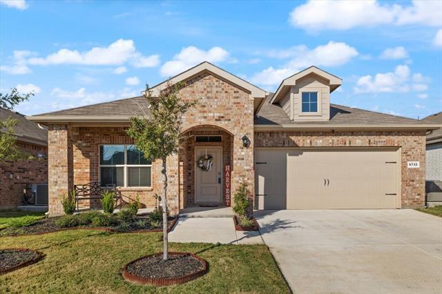 9732 Serviceberry Ln in Crowley, TX - Building Photo