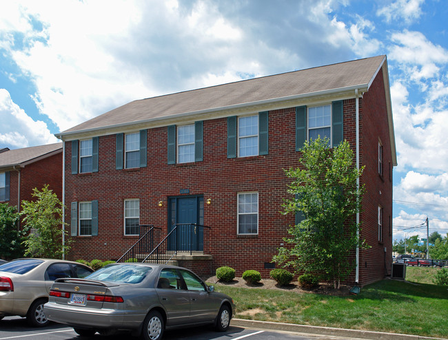 3144 Mapleleaf Sq in Lexington, KY - Building Photo - Building Photo