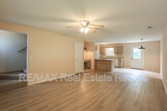 2407 S 16th St in Rogers, AR - Building Photo - Building Photo