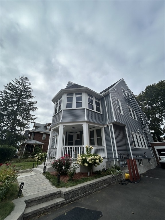 property at 7 Waumbeck St