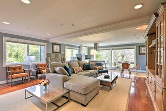 120 Coleman Dr in San Rafael, CA - Building Photo - Building Photo