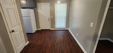 4428 Bonnell Dr NW, Unit A in Huntsville, AL - Building Photo - Building Photo