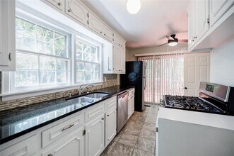 1716 Beacon Hill Blvd NE in Atlanta, GA - Building Photo - Building Photo