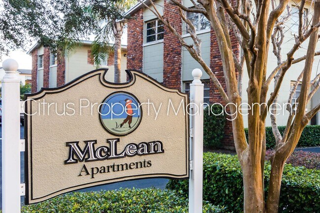 3036 Fairway Ln in Orlando, FL - Building Photo - Building Photo