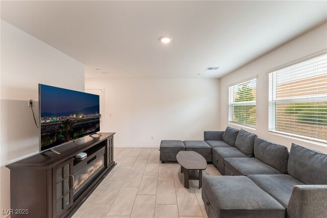 property at 10778 Ditchburn Ct