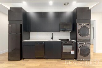 1406 Lincoln Pl in Brooklyn, NY - Building Photo - Building Photo