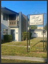 5315 Hollywood Blvd in Hollywood, FL - Building Photo - Building Photo