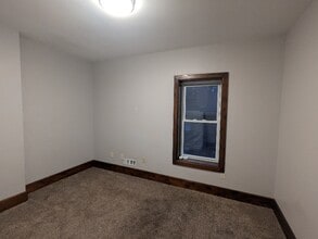 926 N Fountain Ave in Springfield, OH - Building Photo - Building Photo