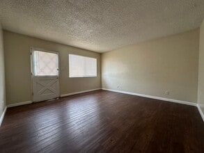 605 4th St in Taft, CA - Building Photo - Building Photo