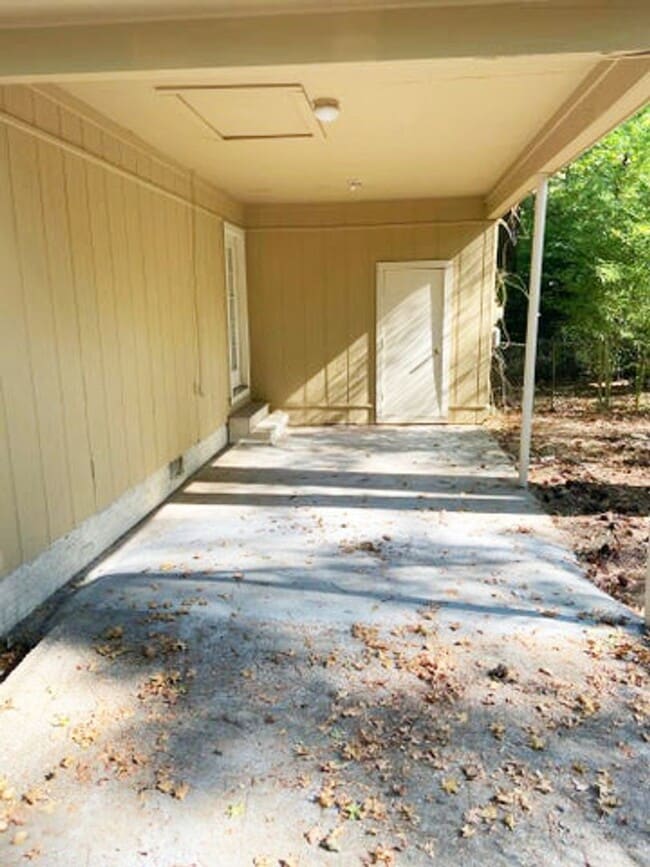 186 N Sunset Terrace in Jackson, MS - Building Photo - Building Photo
