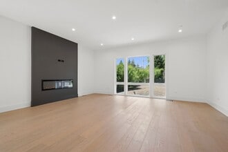 9214 Washington St in Niles, IL - Building Photo - Building Photo