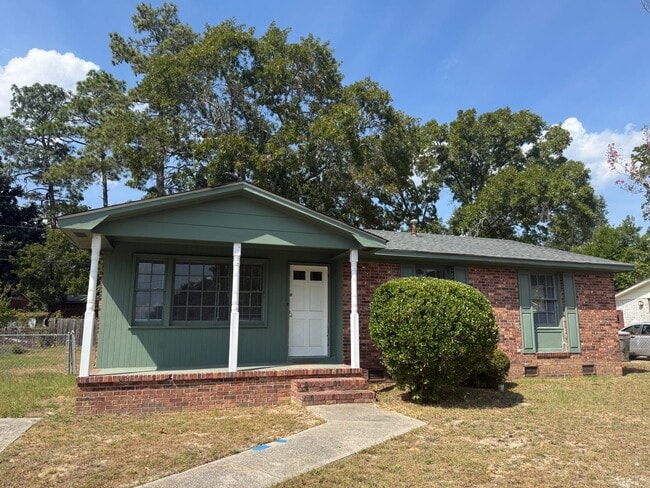 property at 3629 Woodbury Dr