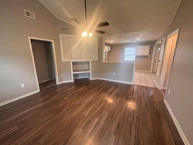 4701 Lindawood Ln in Memphis, TN - Building Photo - Building Photo