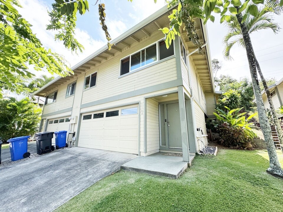 116 Kahako St in Kailua, HI - Building Photo
